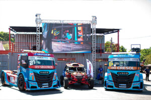 iveco usual racing proporciona experiencia no automobilismo para empresarios em seu complexo em laranjal paulista