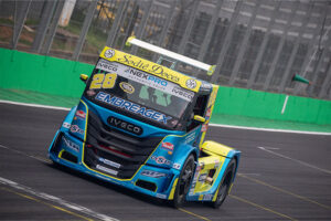 iveco usual racing inicia decisao da copa truck com dirani liderando o primeiro treino em interlagos