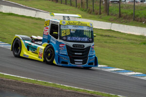 News 13 iveco usual racing chega em interlagos mirando a lideranca da copa truck