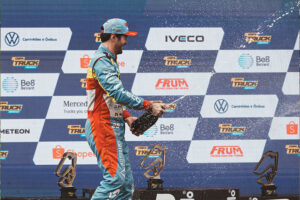 News 10 raphael abbate leva iveco usual racing ao segundo lugar em interlagos